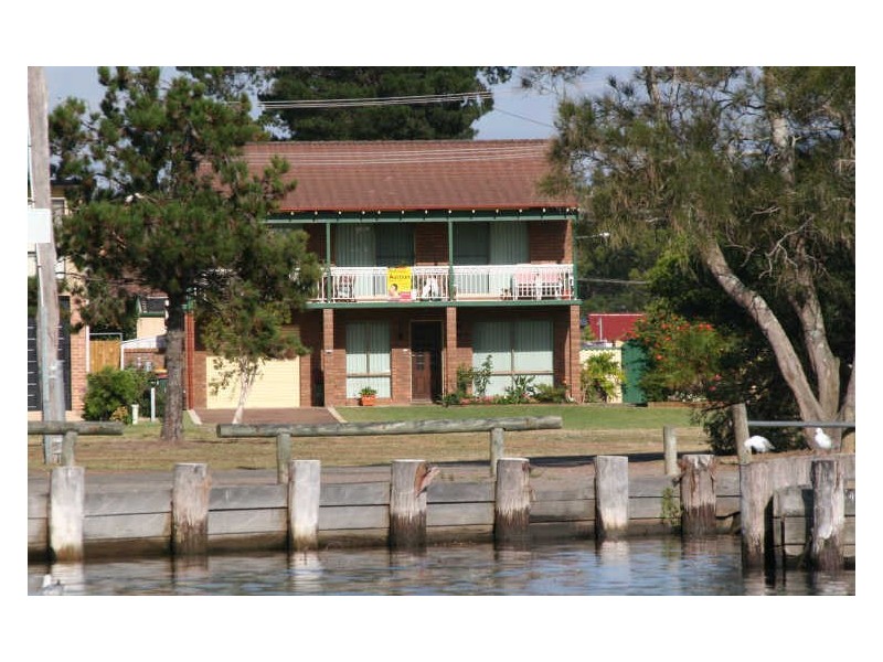 1 Edgewater Avenue, Sussex Inlet NSW 2540