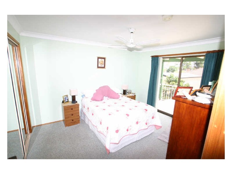 1 Edgewater Avenue, Sussex Inlet NSW 2540