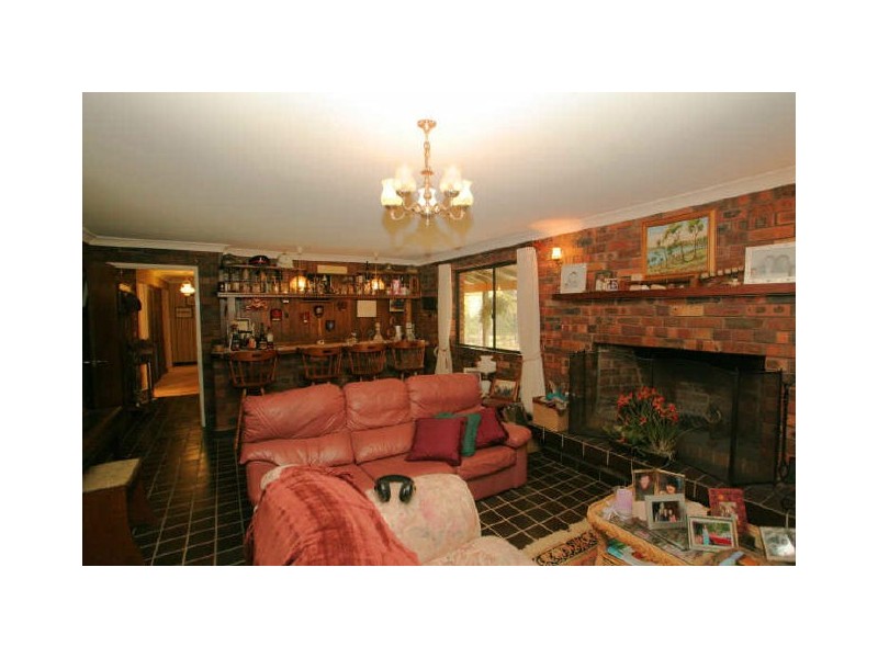 861 Sussex Inlet Road, Sussex Inlet NSW 2540