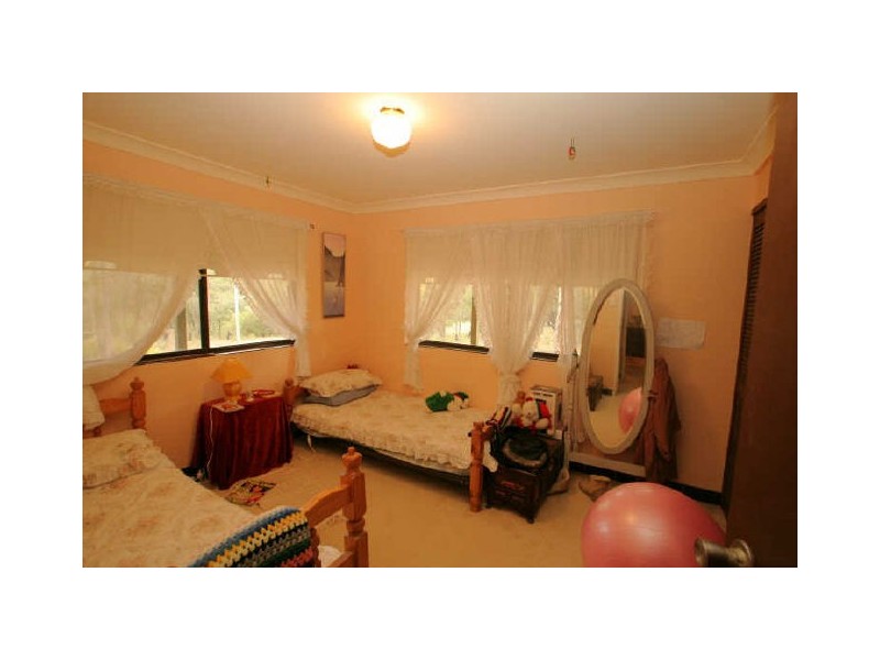 861 Sussex Inlet Road, Sussex Inlet NSW 2540