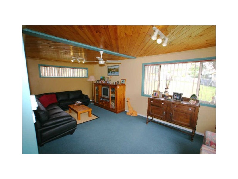 5 Ridge Avenue, Sussex Inlet NSW 2540