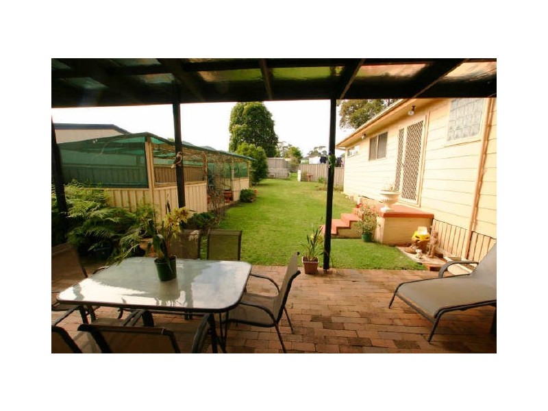 5 Ridge Avenue, Sussex Inlet NSW 2540