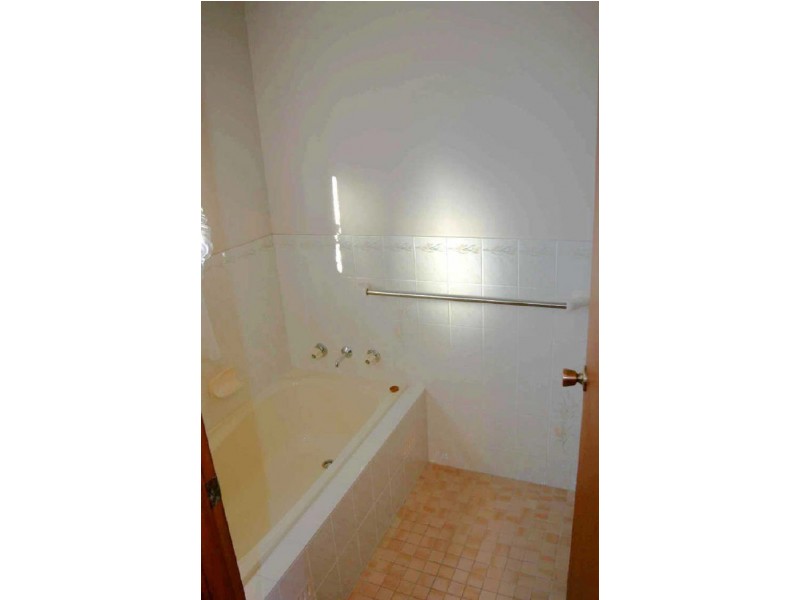 112 Jacobs Drive, Sussex Inlet NSW 2540
