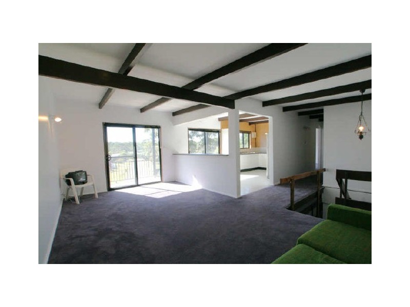 32 Wayfarer Drive, Sussex Inlet NSW 2540