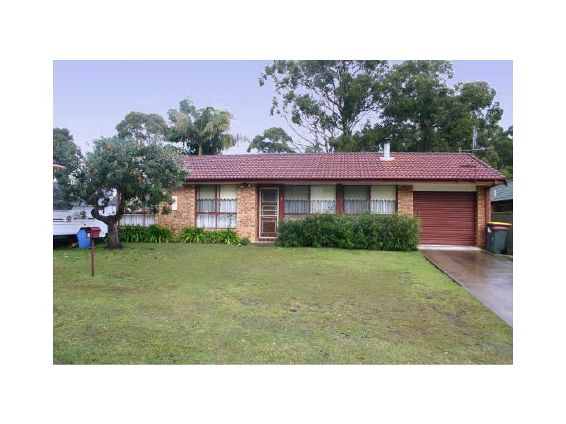 3 Lakeshore Parade, Sussex Inlet NSW 2540