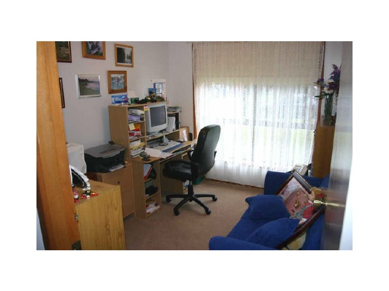 3 Lakeshore Parade, Sussex Inlet NSW 2540