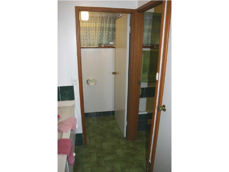 3 Lakeshore Parade, Sussex Inlet NSW 2540