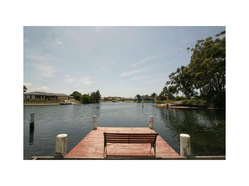 69 Cater Crescent, Sussex Inlet NSW 2540