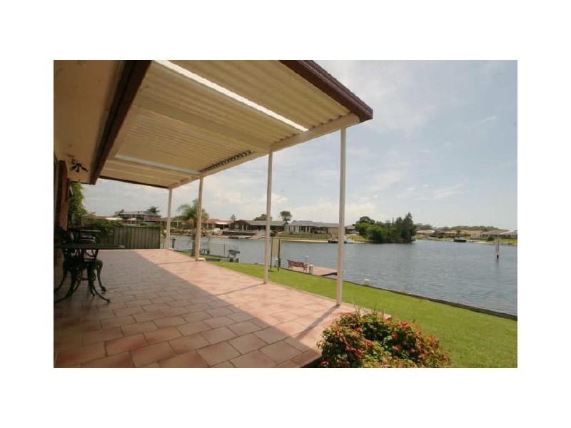 69 Cater Crescent, Sussex Inlet NSW 2540