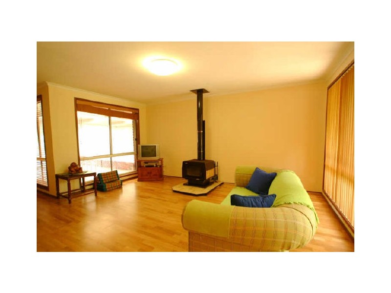 69 Cater Crescent, Sussex Inlet NSW 2540