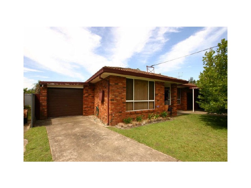 69 Cater Crescent, Sussex Inlet NSW 2540