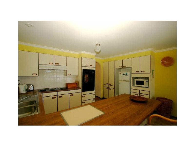 69 Cater Crescent, Sussex Inlet NSW 2540