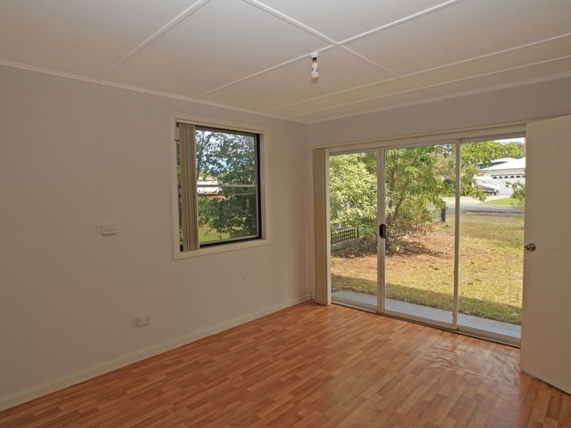 16 Glanville Road, Sussex Inlet NSW 2540