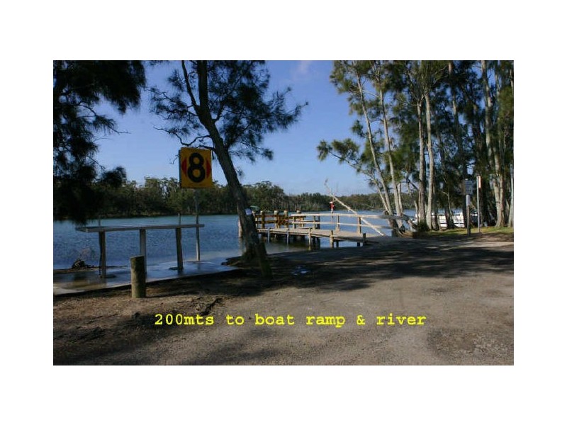194 RIVER RD, Sussex Inlet NSW 2540