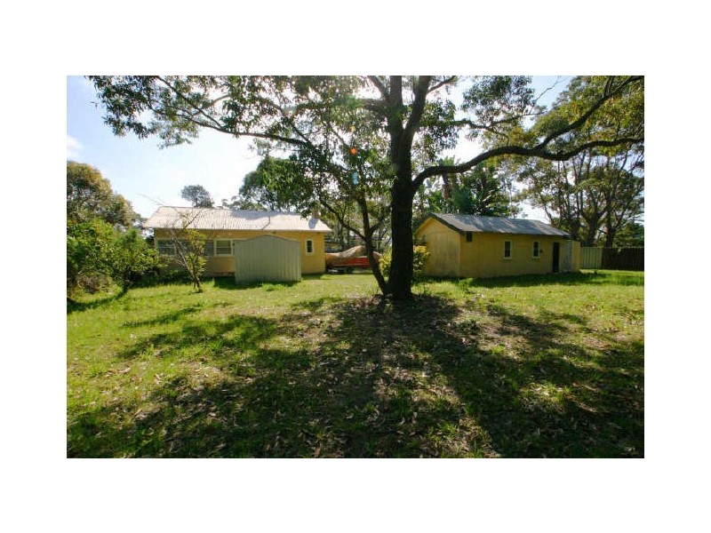 194 RIVER RD, Sussex Inlet NSW 2540