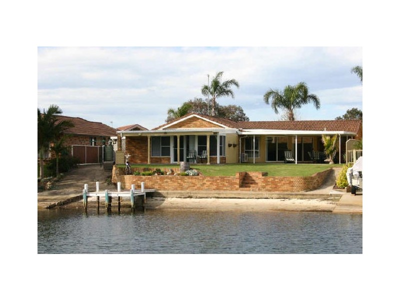 9 Cormorant Avenue, Sussex Inlet NSW 2540
