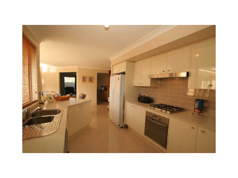 28 Seaberry Street, Sussex Inlet NSW 2540
