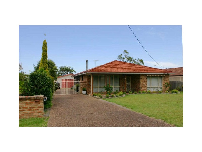 28 Glanville Road, Sussex Inlet NSW 2540