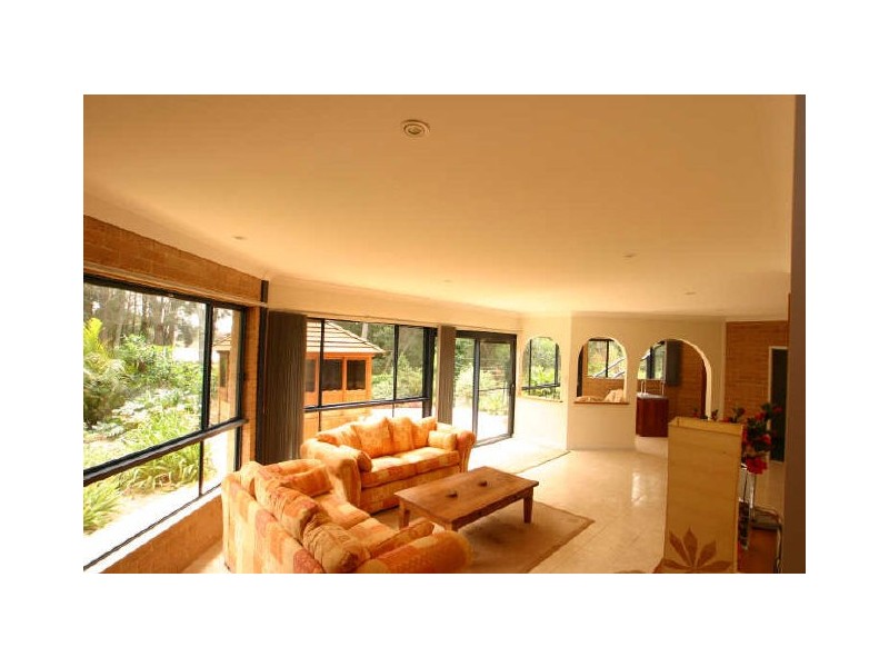 51 Ray Street, Sussex Inlet NSW 2540