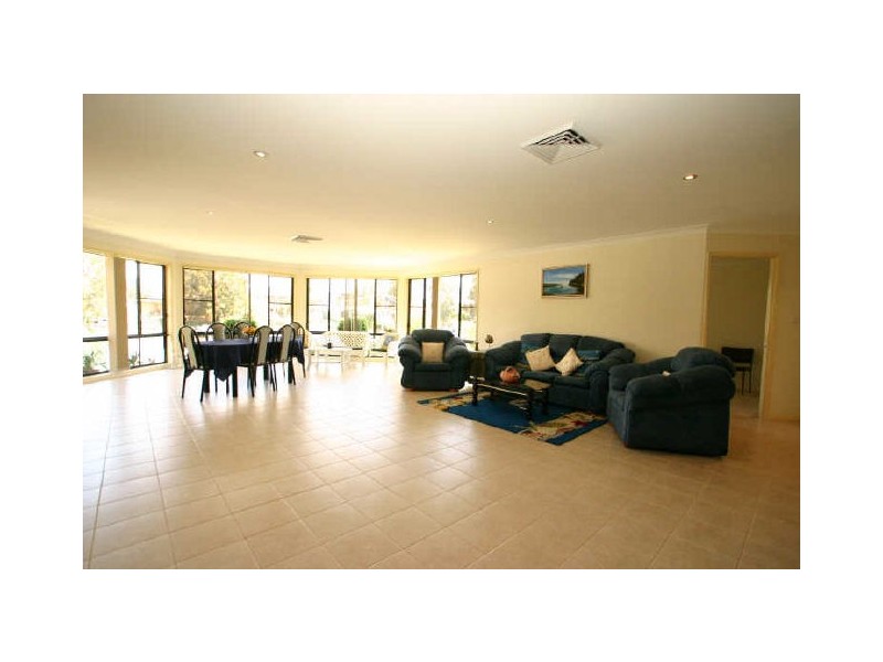 5 Ibis Place, Sussex Inlet NSW 2540