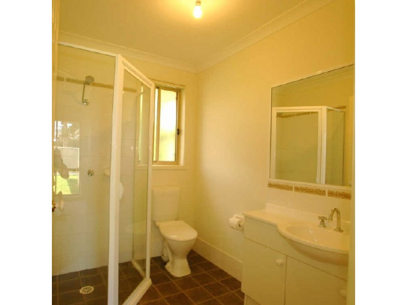 2 Glanville Road, Sussex Inlet NSW 2540