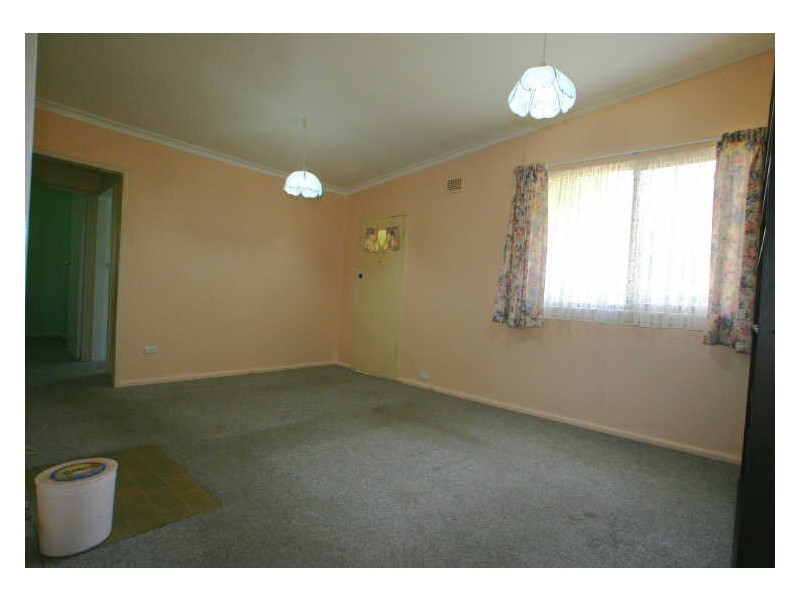 54 Government Road, Sussex Inlet NSW 2540