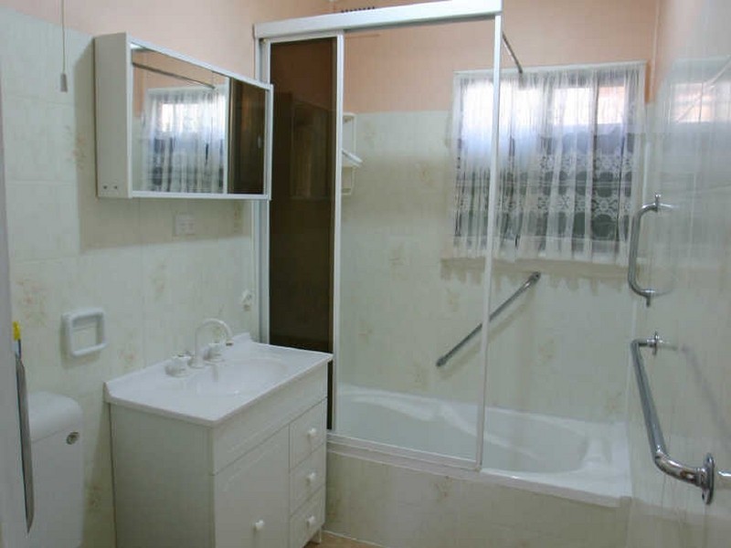 54 Government Road, Sussex Inlet NSW 2540