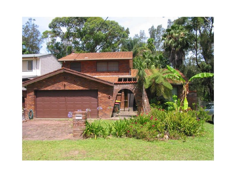 22 Waterhaven Avenue, Berrara NSW 2540