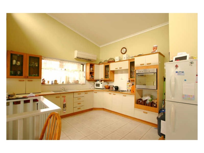 10 Corang Avenue, Sussex Inlet NSW 2540