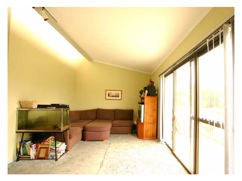 10 Corang Avenue, Sussex Inlet NSW 2540
