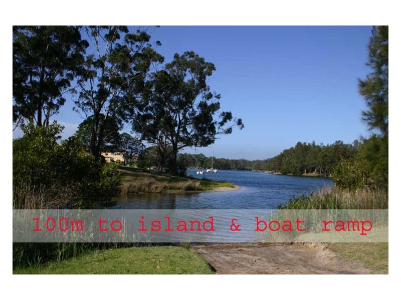 10 Corang Avenue, Sussex Inlet NSW 2540