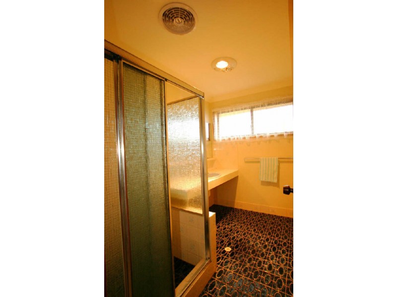 23 GLANVILLE RD, Sussex Inlet NSW 2540