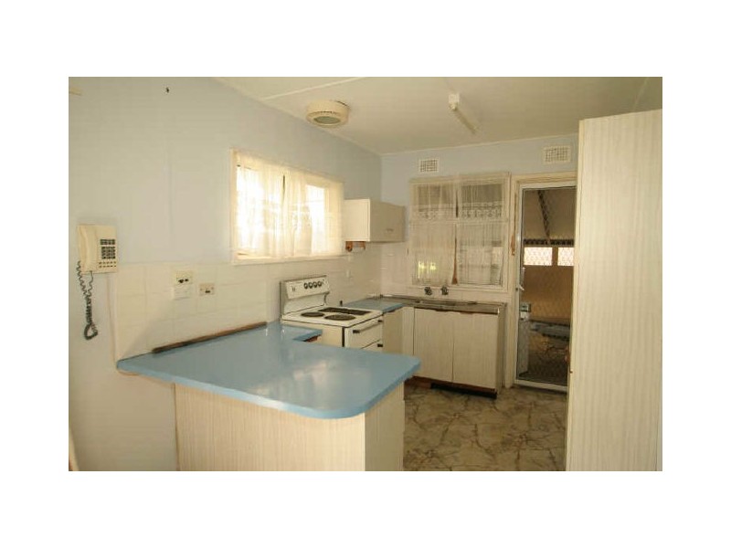 10 Lyons Road, Sussex Inlet NSW 2540