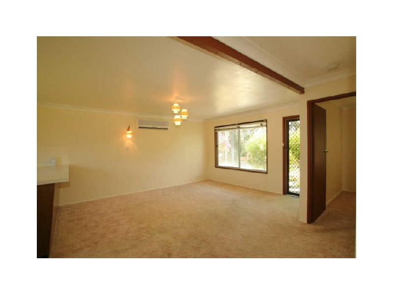 30 RAY ST, Sussex Inlet NSW 2540