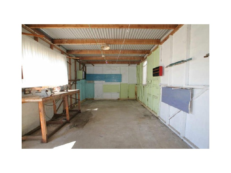 30 RAY ST, Sussex Inlet NSW 2540