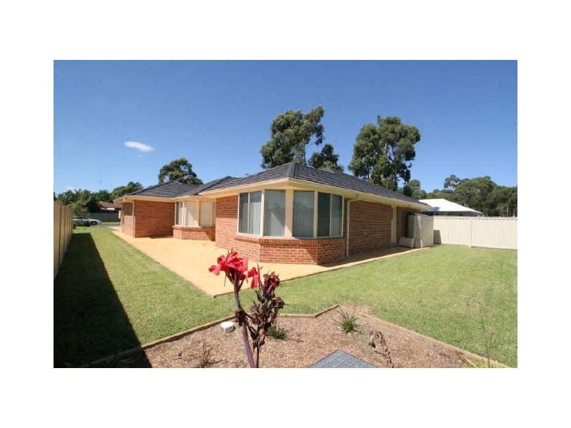 9 Murre Street, Sussex Inlet NSW 2540