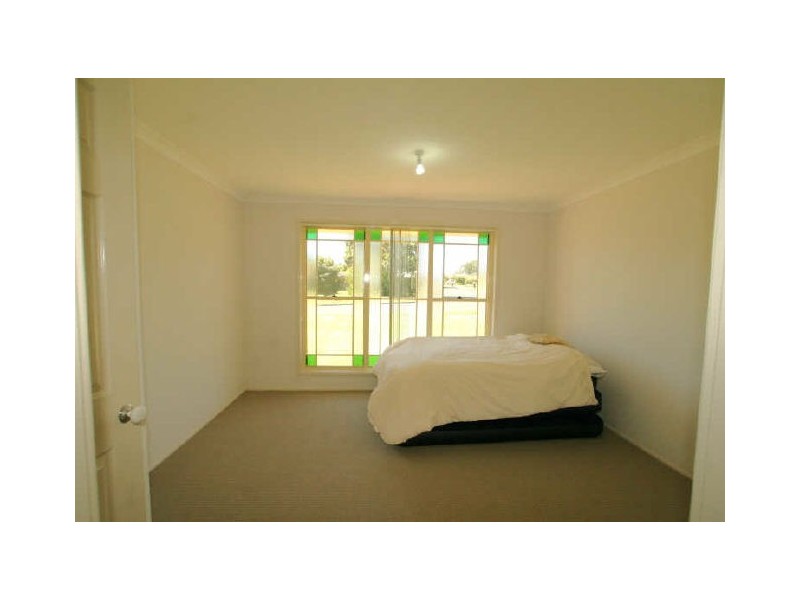 9 Murre Street, Sussex Inlet NSW 2540