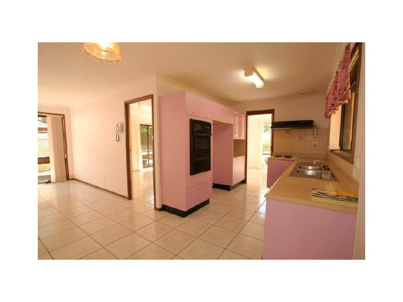 31 Suncrest Avenue, Sussex Inlet NSW 2540