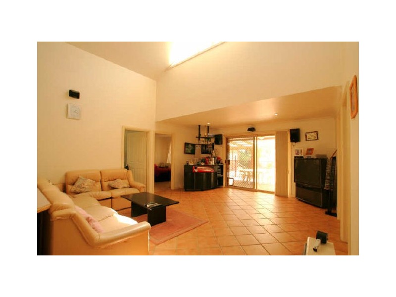 7 Avocet Street, Sussex Inlet NSW 2540