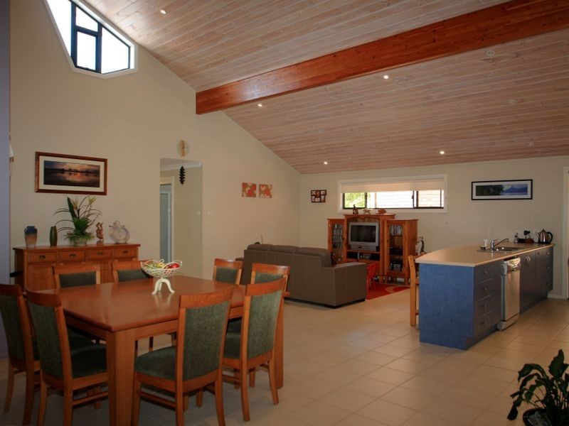 19 Surfway Avenue, Berrara NSW 2540