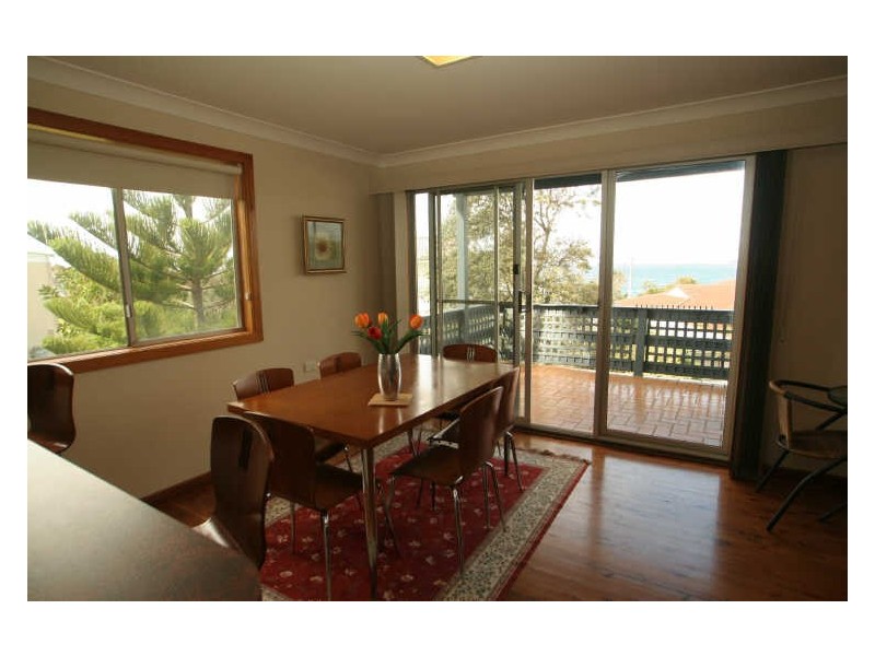 10 Surfway Avenue, Berrara NSW 2540