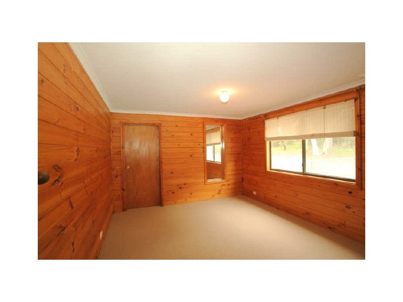 596 Sussex Inlet Road, Sussex Inlet NSW 2540