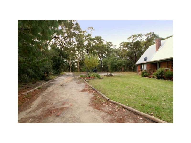 596 Sussex Inlet Road, Sussex Inlet NSW 2540