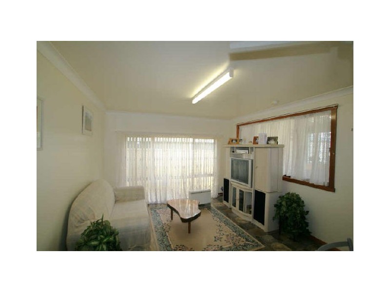 4 Beachcomber Avenue, Sussex Inlet NSW 2540
