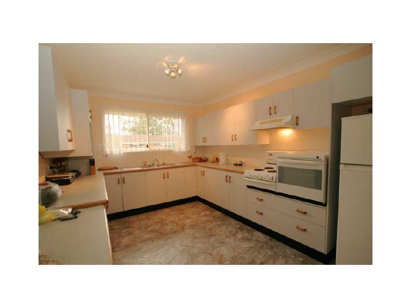 22 Government Road, Sussex Inlet NSW 2540