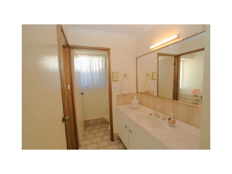 13 Wildwood Avenue, Sussex Inlet NSW 2540