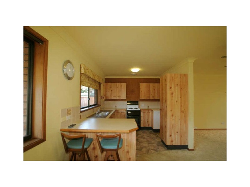 10 Beachview Avenue, Berrara NSW 2540