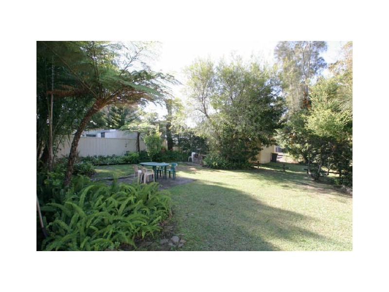 10 Beachview Avenue, Berrara NSW 2540