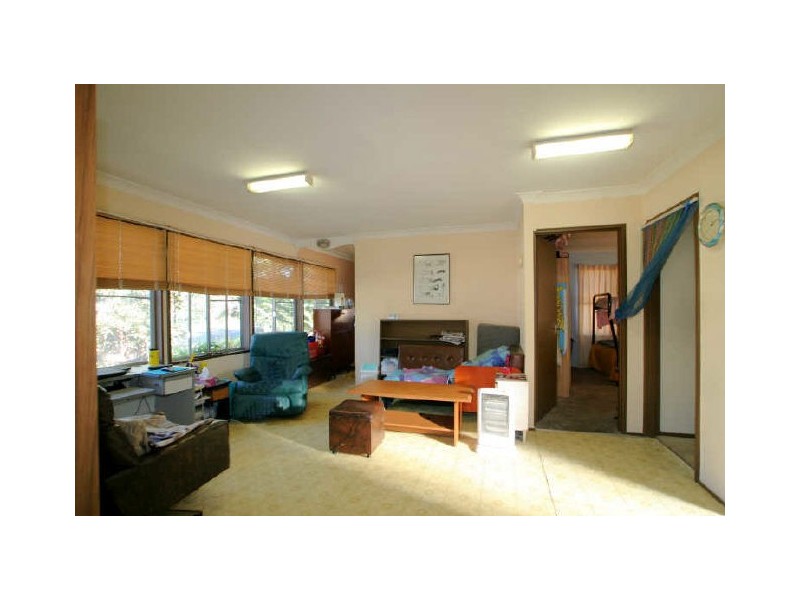 227 RIVER RD, Sussex Inlet NSW 2540