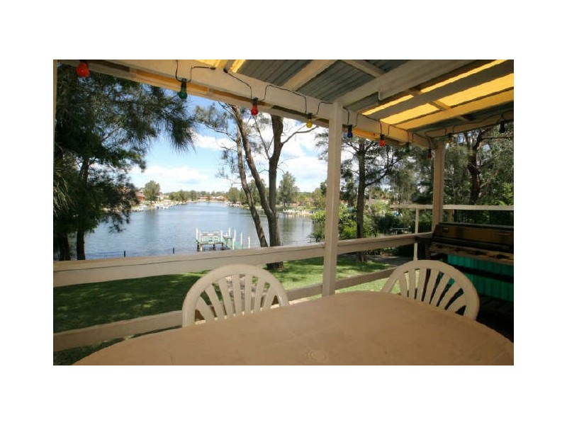 108 Jacobs Drive, Sussex Inlet NSW 2540